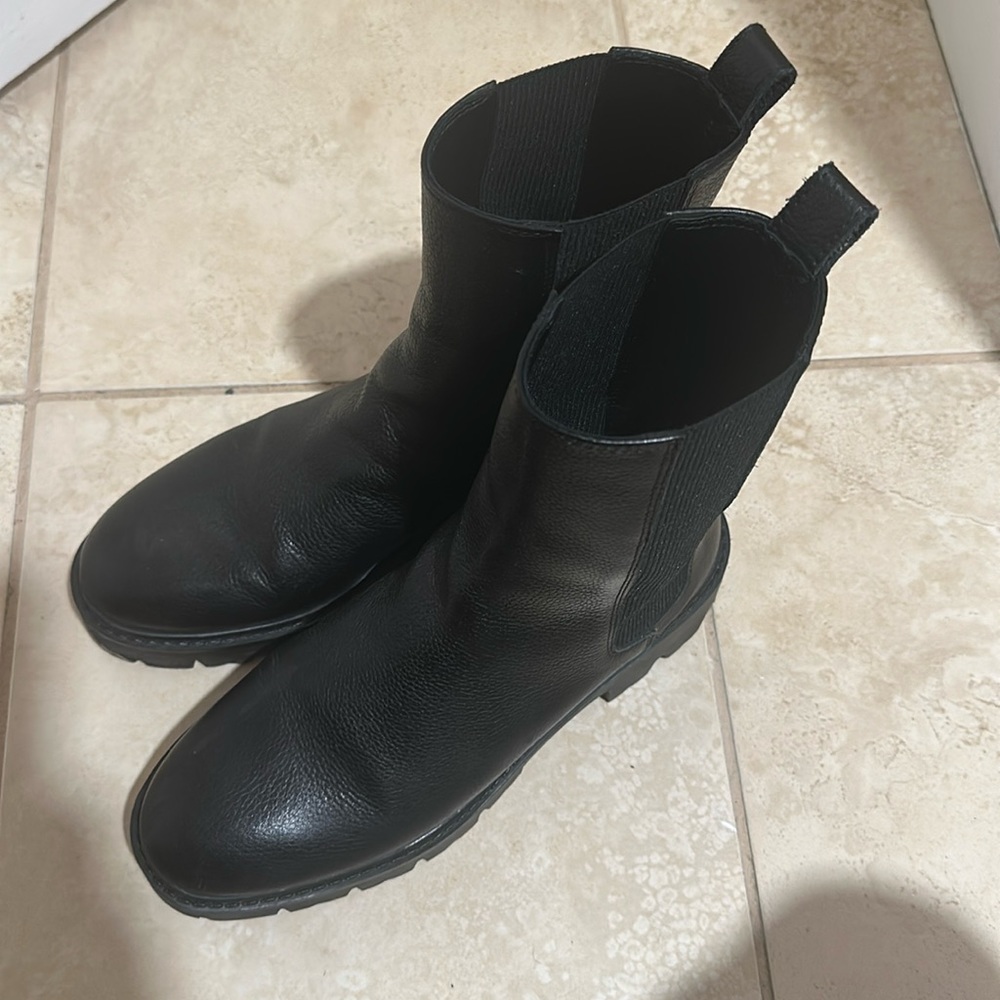 Bobbie’s black ankle boots